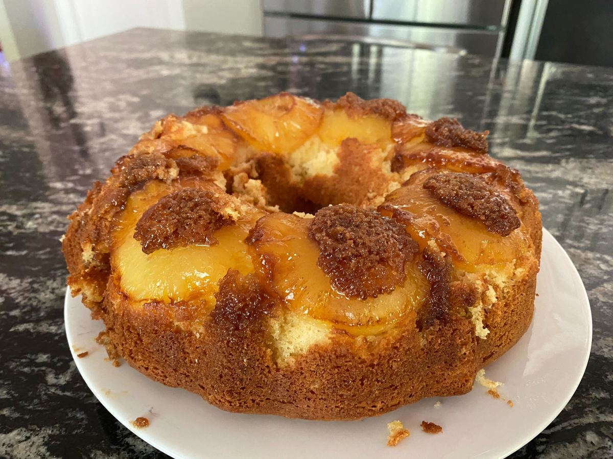 Quick Pineapple Bundt Cake: Family&nbsp;Favorite